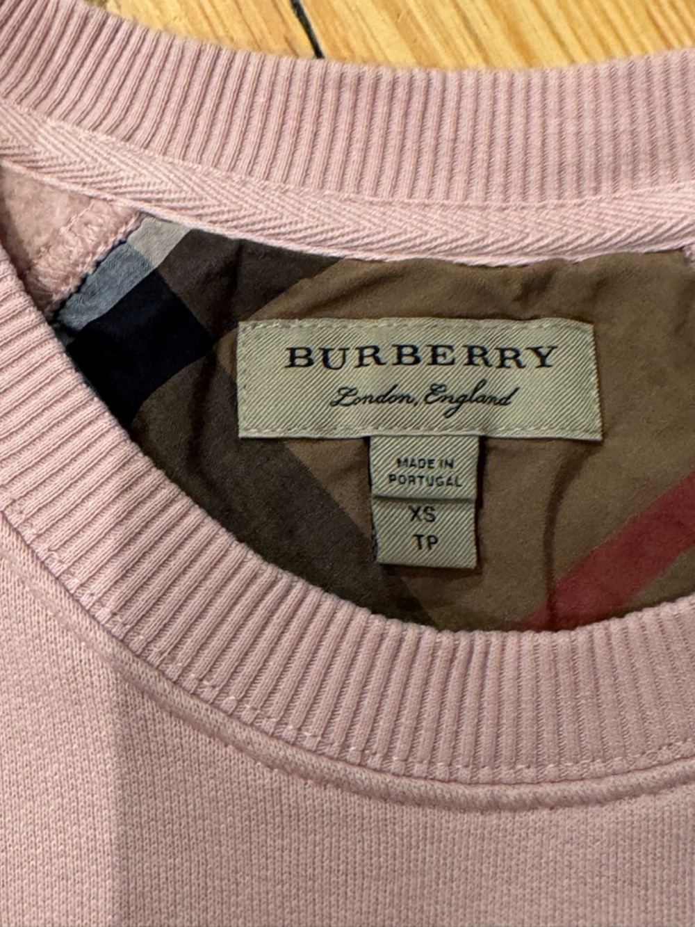 Burberry London England balloon sleeve crewneck sweatshirt - Picture 5 of 8